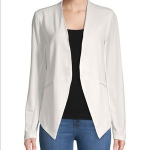 BCBGeneration White Asymmetrical Hem Open Blazer
